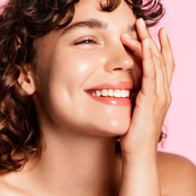 Crema para Manos con Vitaminas Joyfull 60 ml